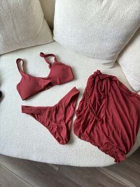 Tinibikini Swimwear Ribbed Burgundy Bikini Set with Matching Mesh Sarong